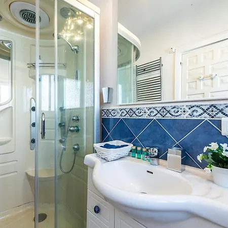 Tiphareth Guest house Marbella
